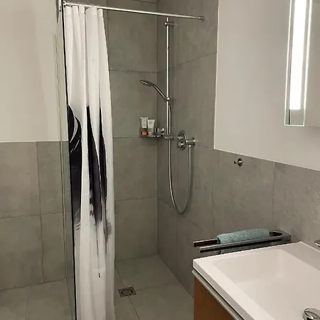 Traumapartment Murmeltier Tirol Апартаменты Гринс