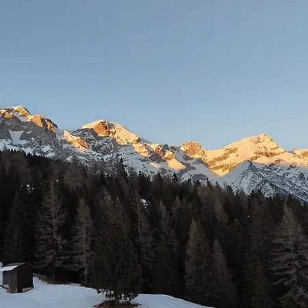 Traumapartment Murmeltier Tirol Гринс